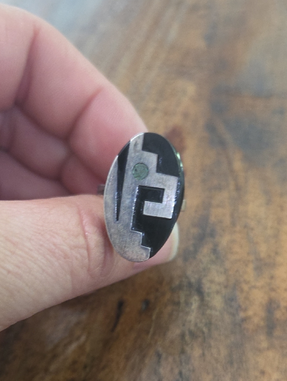 Vintage Silver Black Inlay Oval Ring